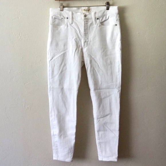 Madewell - White 9” High Rise Skinny Jeans - Picture 5 of 12